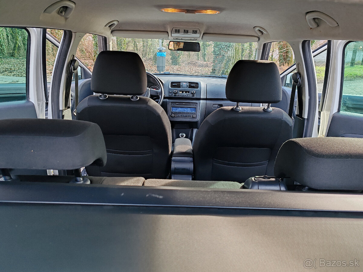 Predám Skoda fabia combi 1.2TSI Ambiente facelift r.v 2012 - - 12