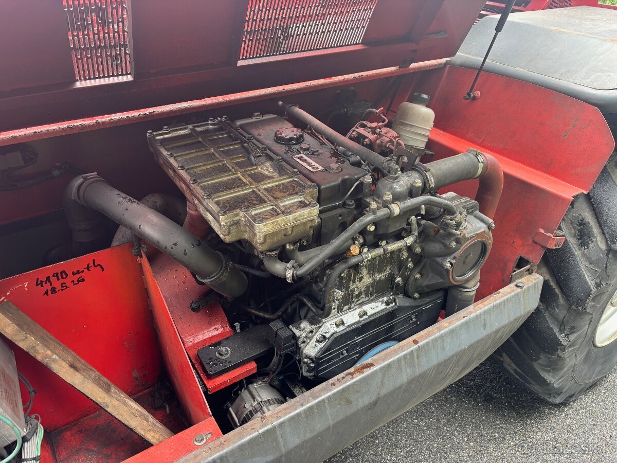 Teleskopický manipulátor / nakladač Manitou MRT 2145M - 12
