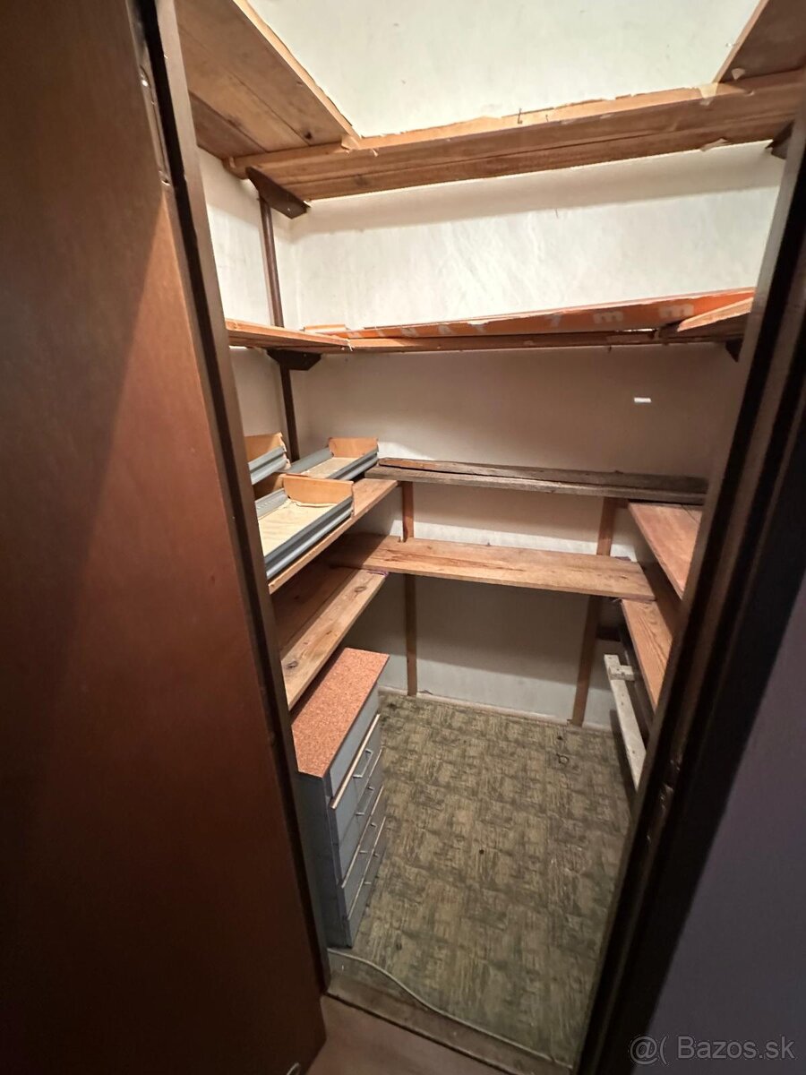 Priestranný 3.-izbový byt - Hanulova- Dúbravka- Bratislava - 12