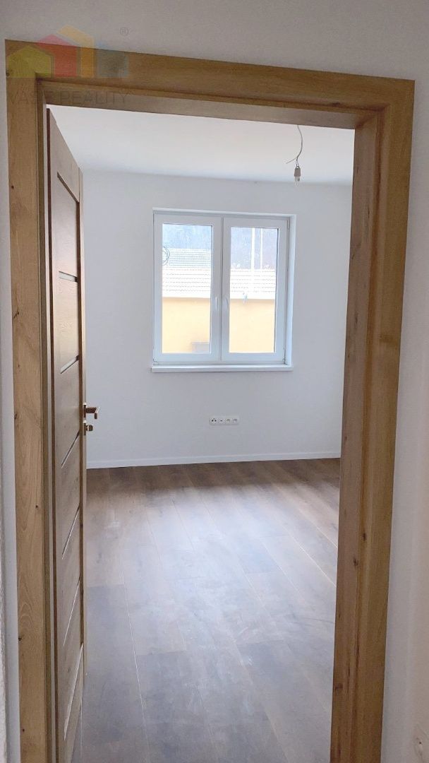 Trojizbový mezonetový byt Banka pri Piešťanoch - 12