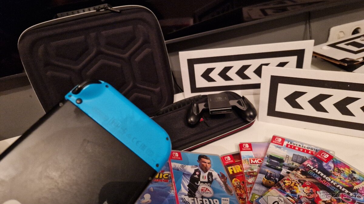 Predám Nintendo Switch + volant Mario Kart - 12