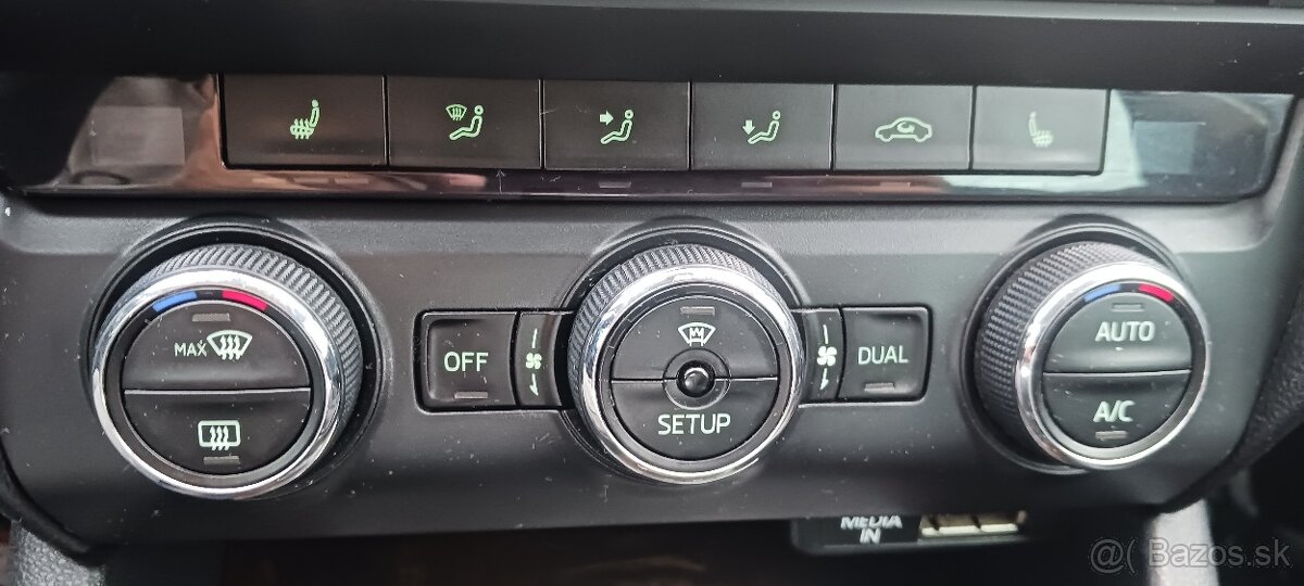 Škoda Octavia 3 combi 2.0TDI 110kw - 12