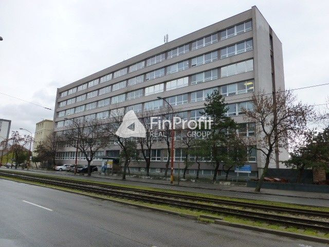 Kancelárske priestory s umývadlom - od 15 m2, Račianska ul. - 12