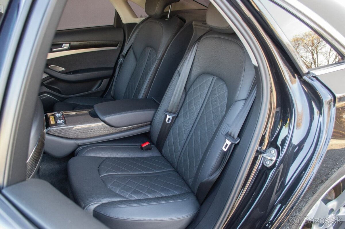 Audi S8 D4 4.0 TFSI Quattro AT/8 - 12