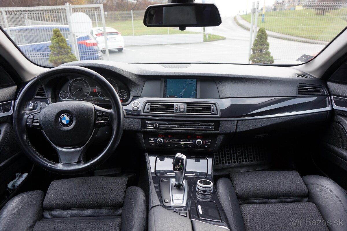 BMW 520D TOURING F11 - 12