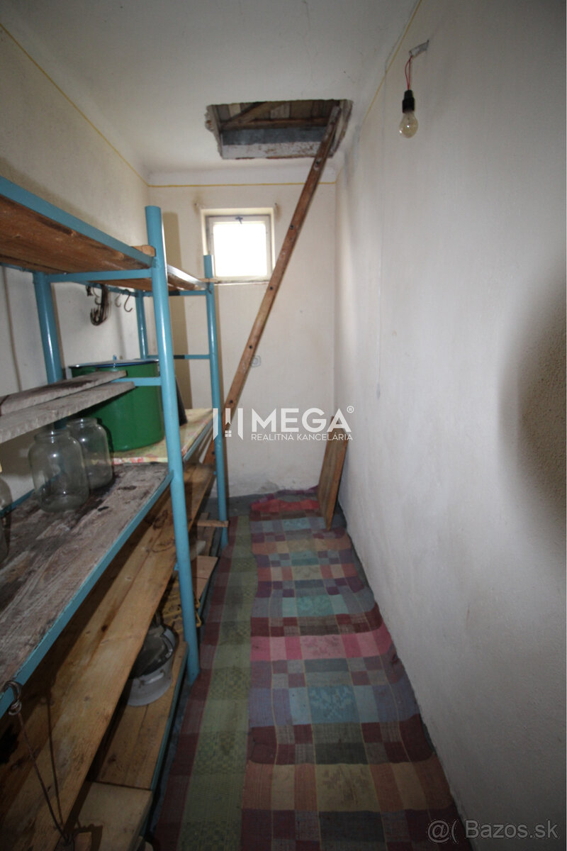 Znížená cena - pôvodný rodinný dom Dlhé nad Cirochou - 12