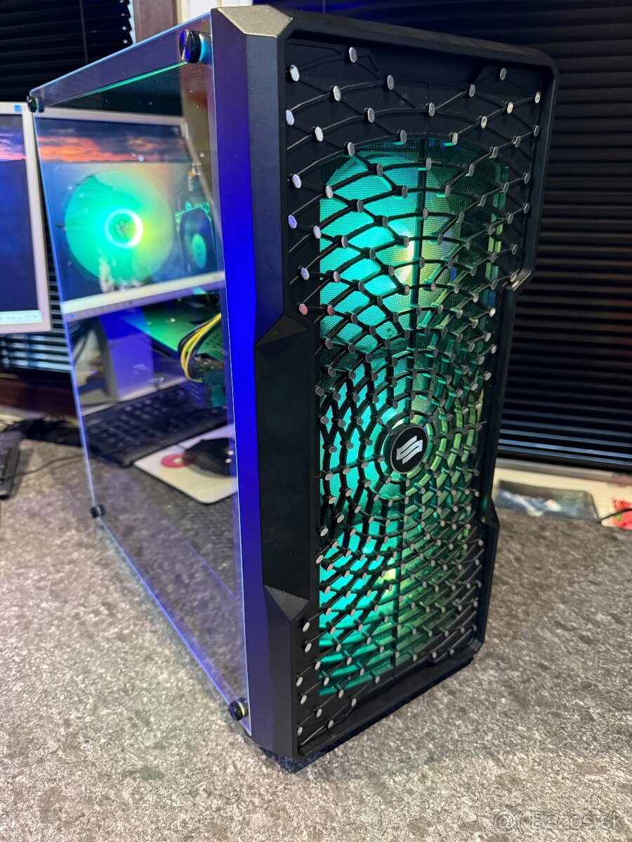 Herný počítač i7-3770 RX 570 SSD + HDD RGB Win11 - 12