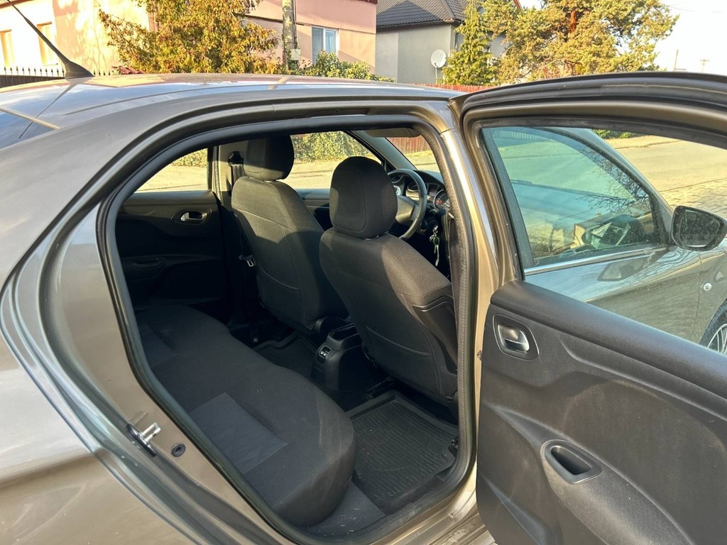 Citroën C-Elysée 2014 VTi 72 PureTech Attraction 128 tis.km - 12