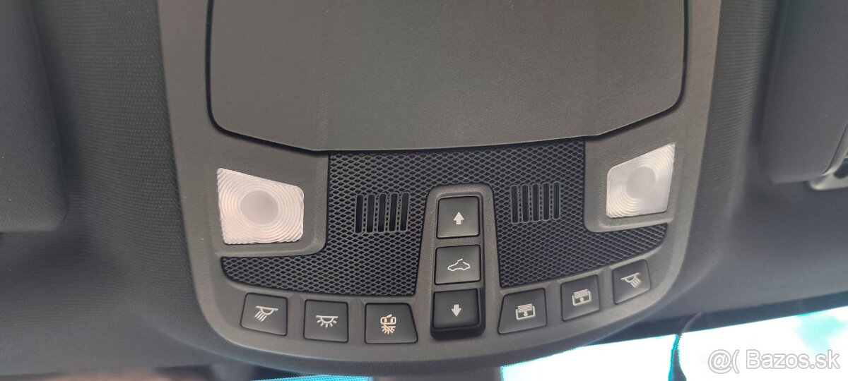 Ford Edge ST Line plná záruka Ford do 2027 - 12