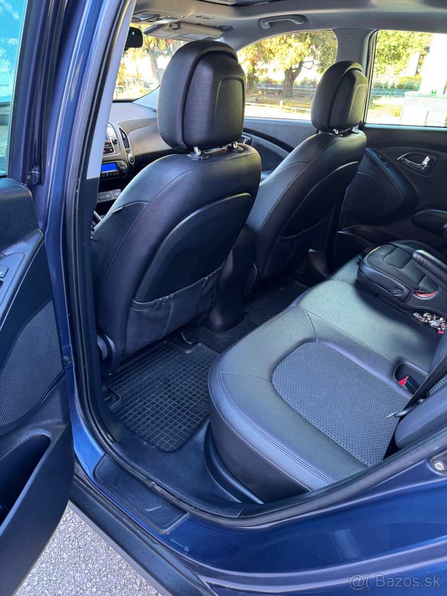 Hyundai iX35 1.7 CRDI - 12