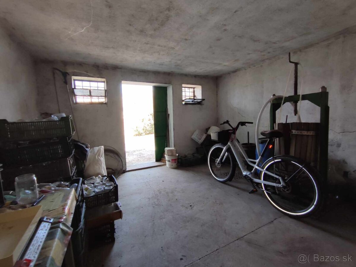 Na predaj viničný dom s 15a pozemkom, Staré predné Levice - 12