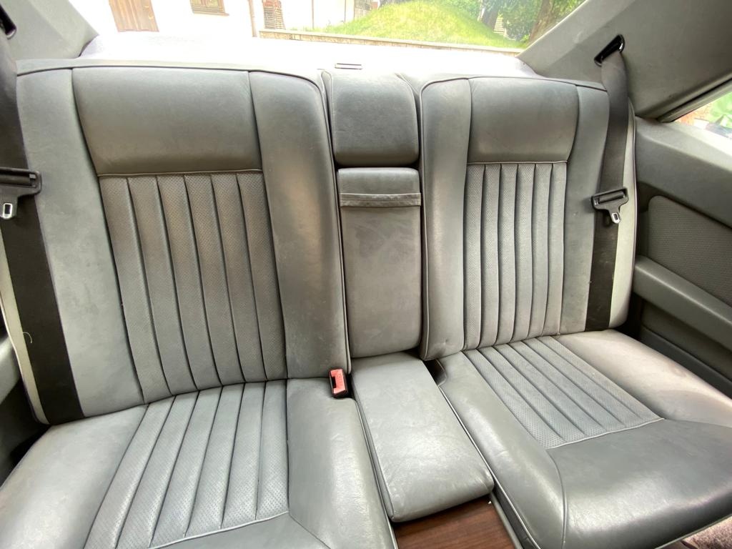 Mercedes Benz 300 CE - 12