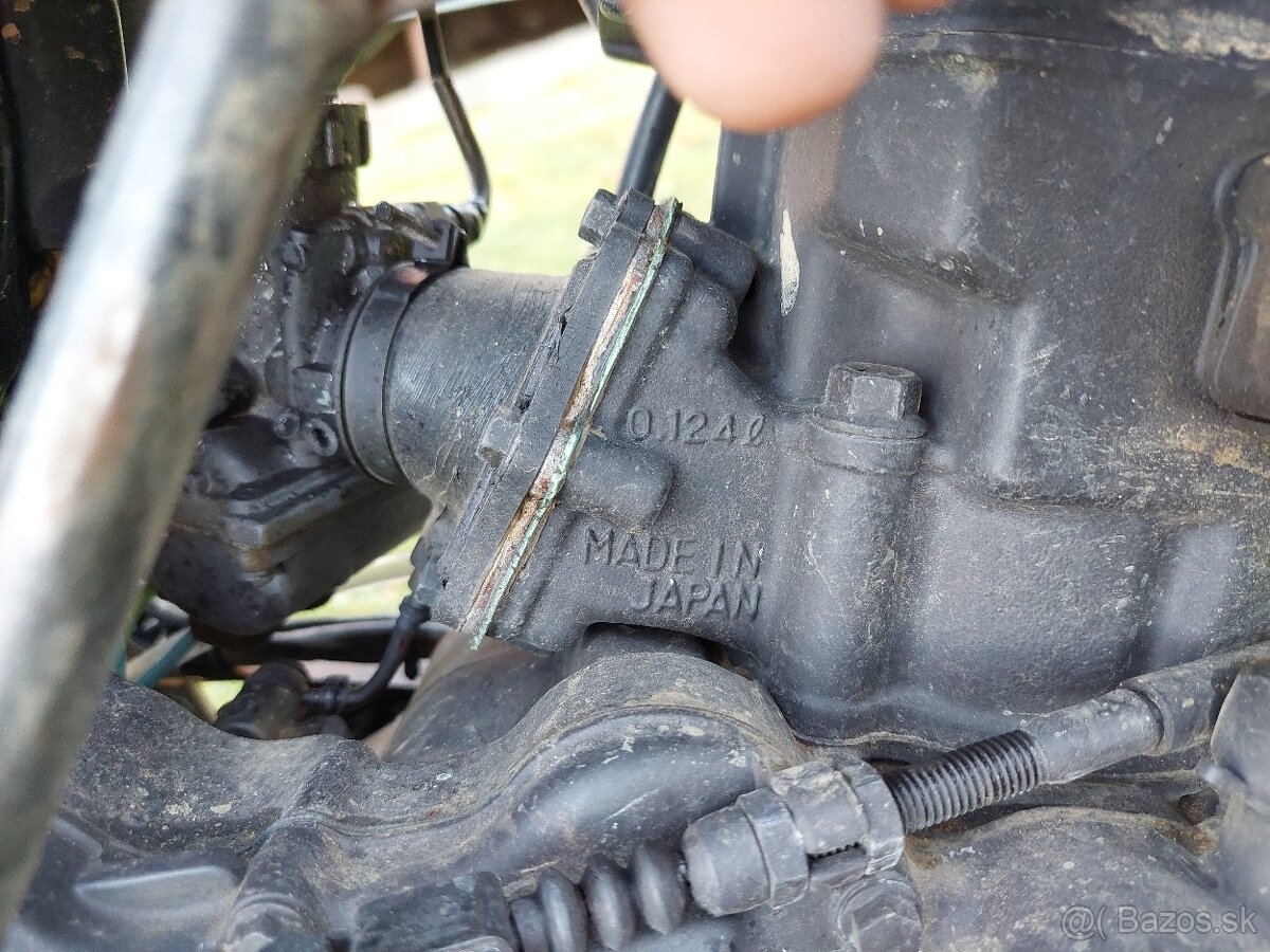 Kawasaki KMX 125 - 12