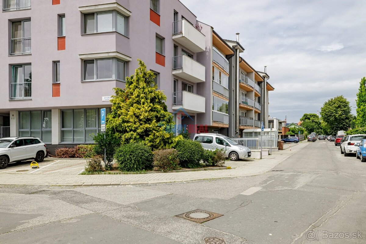 NOVOSTAVBA v RUŽINOVE 2-IZB BYT + GARAŽ - 12