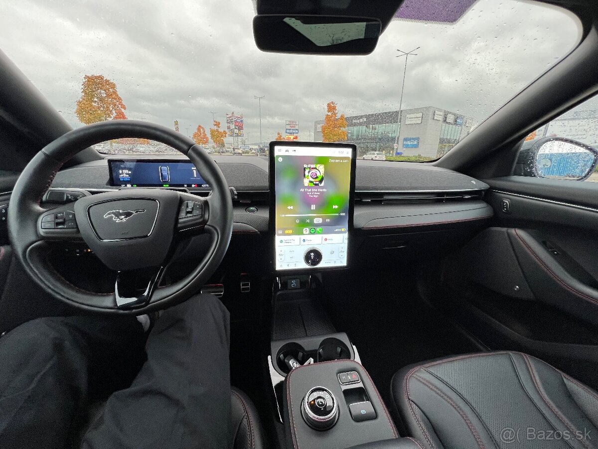 Ford Mustang Mach-E AWD Extended Range 273kW (2022) - 12