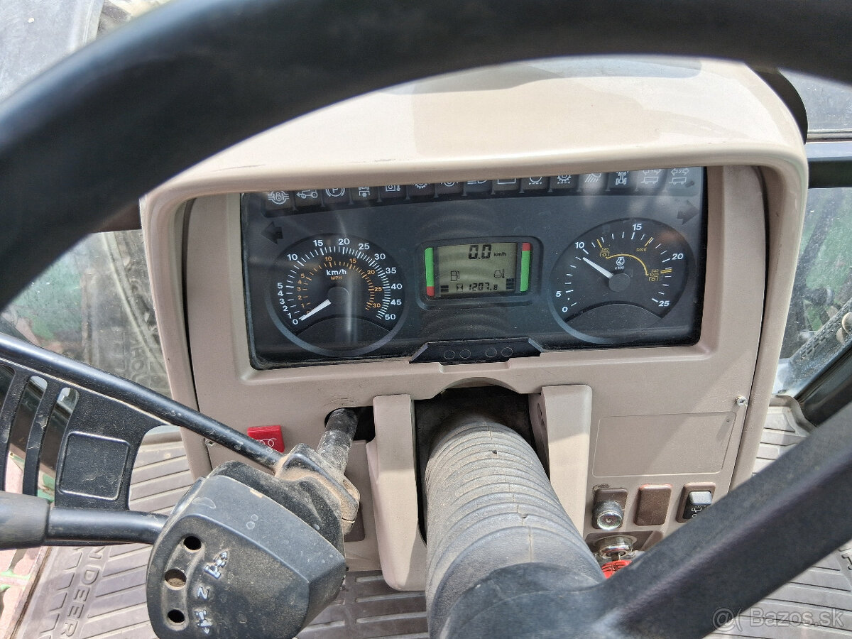 Predám John Deere - 12