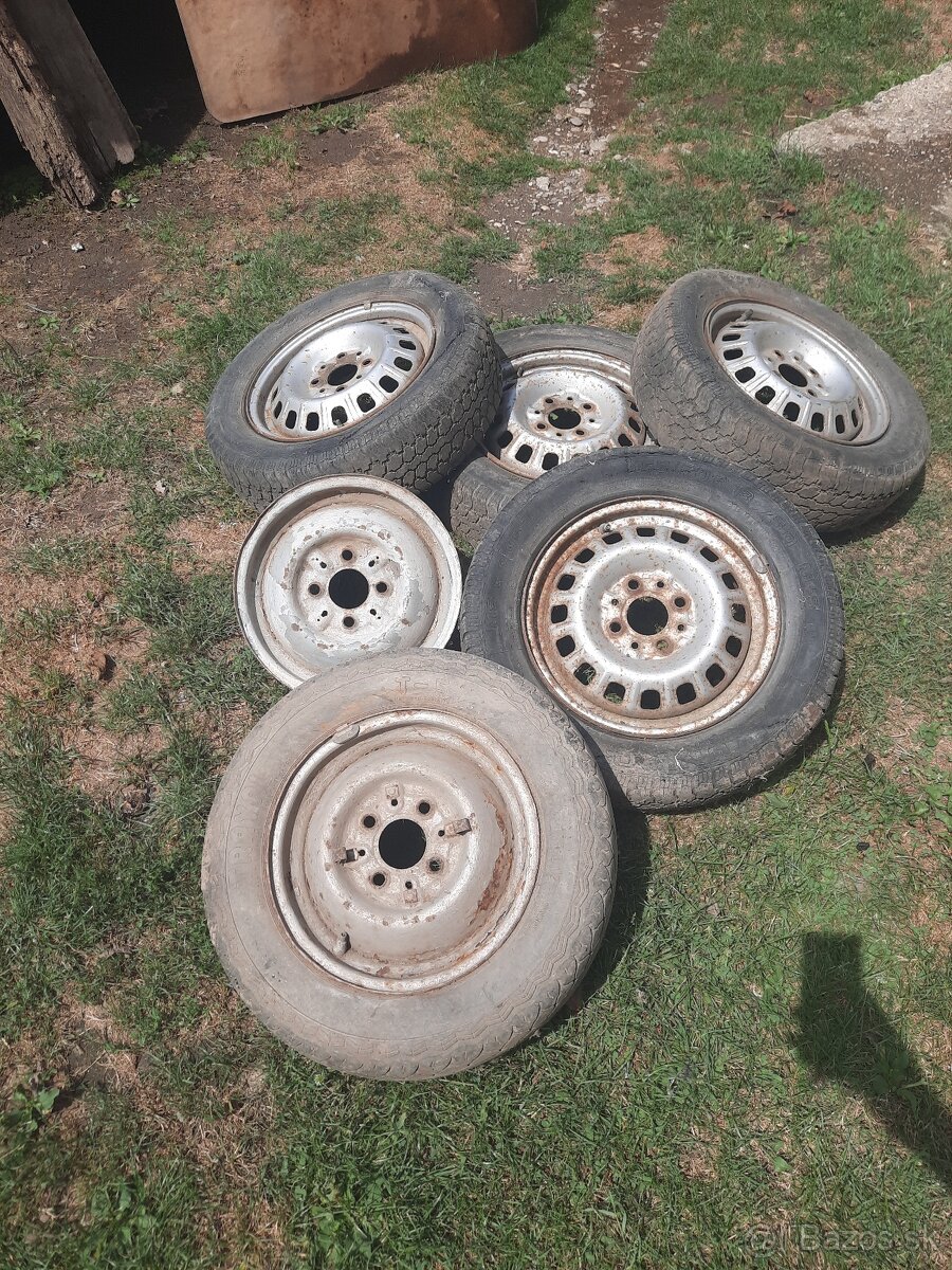 Fiat 850 Berlina Special, Panda Fiat 127 VW Golf - 12