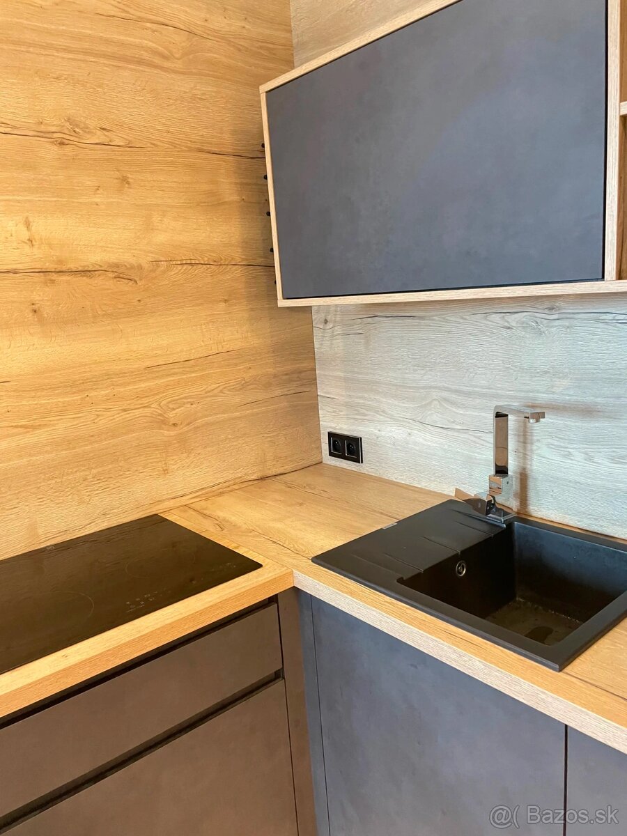 Realitný kancelária REALADR s.r.o. - 12