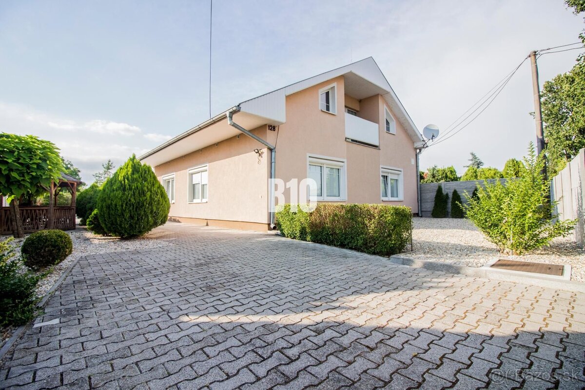 PRENÁJOM RD v Janíkovciach s 3 bytovými jednotkami - 12