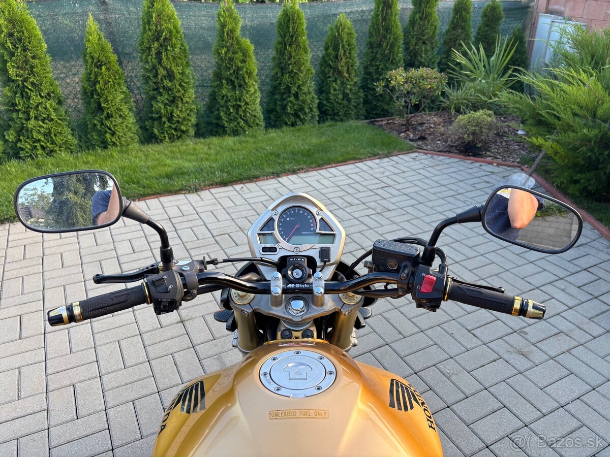 Honda Hornet CB600F - 12