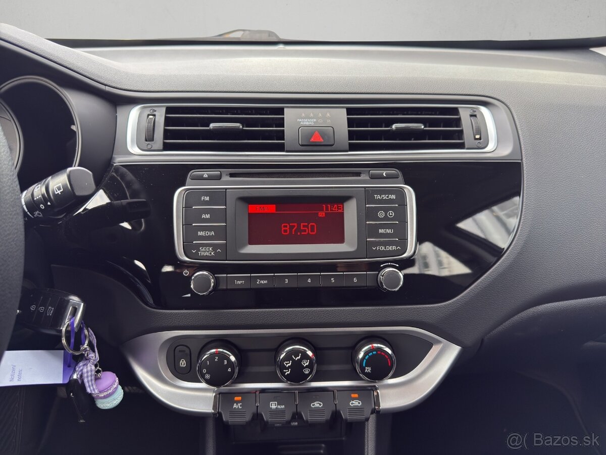 KIA RIO (new) 1,2 BASE 5D - 12
