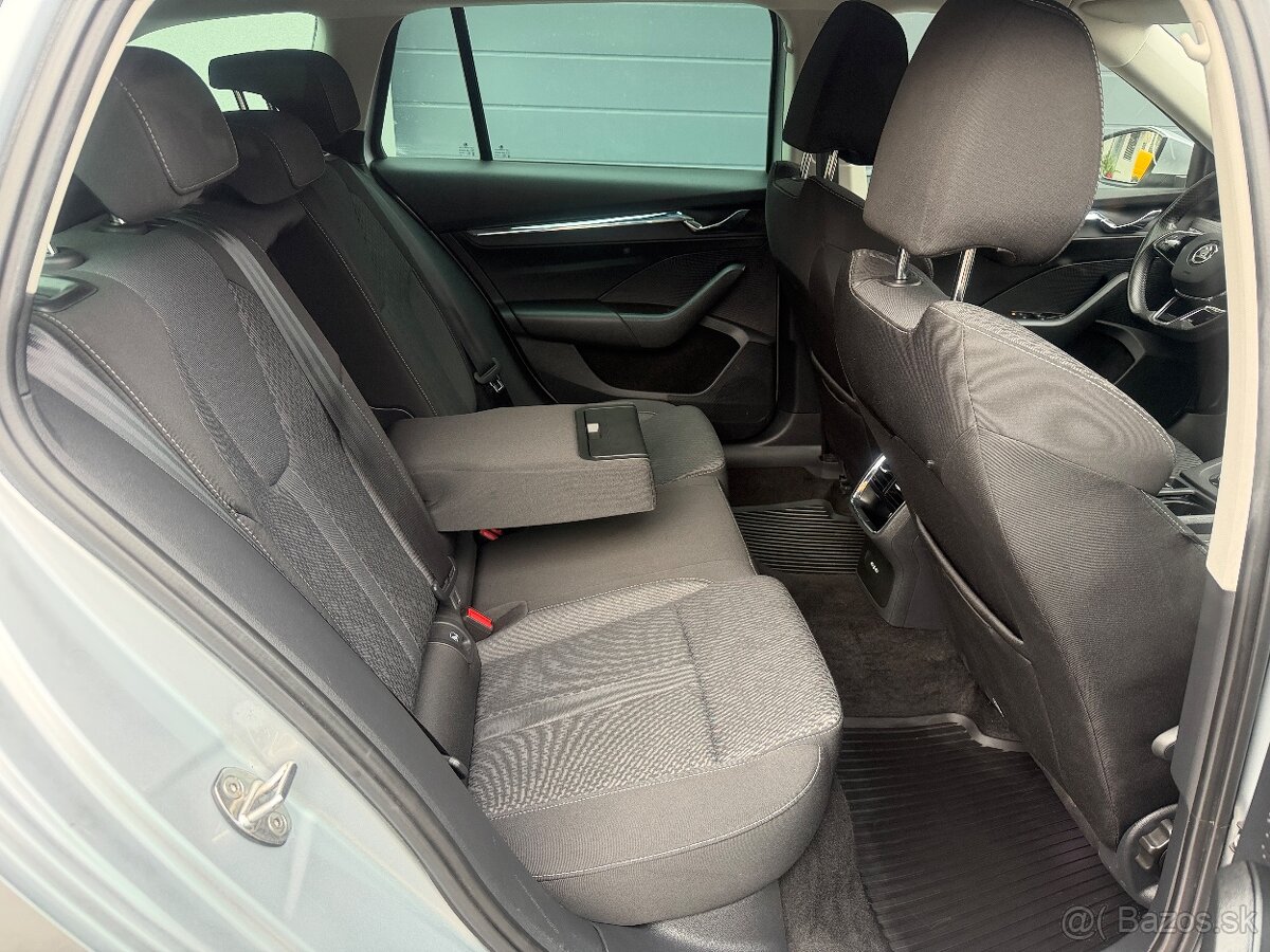 Škoda Octavia Combi 2.0 TDI SCR Style - 12