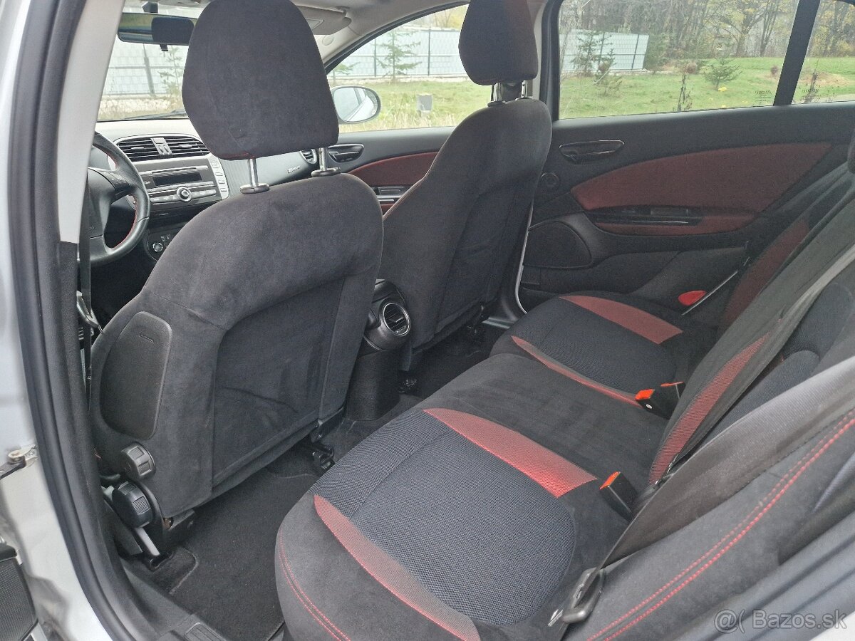 Fiat Bravo 1,6 Jtd Multijet sport M6 - 12