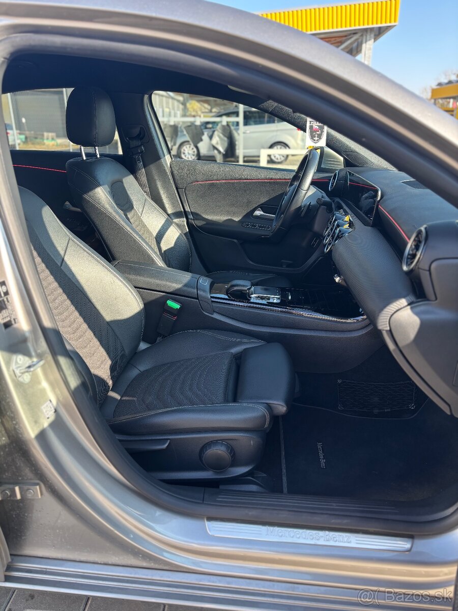 🚗 Mercedes-Benz A180d Sedan • 2019 • TOP stav • - 12