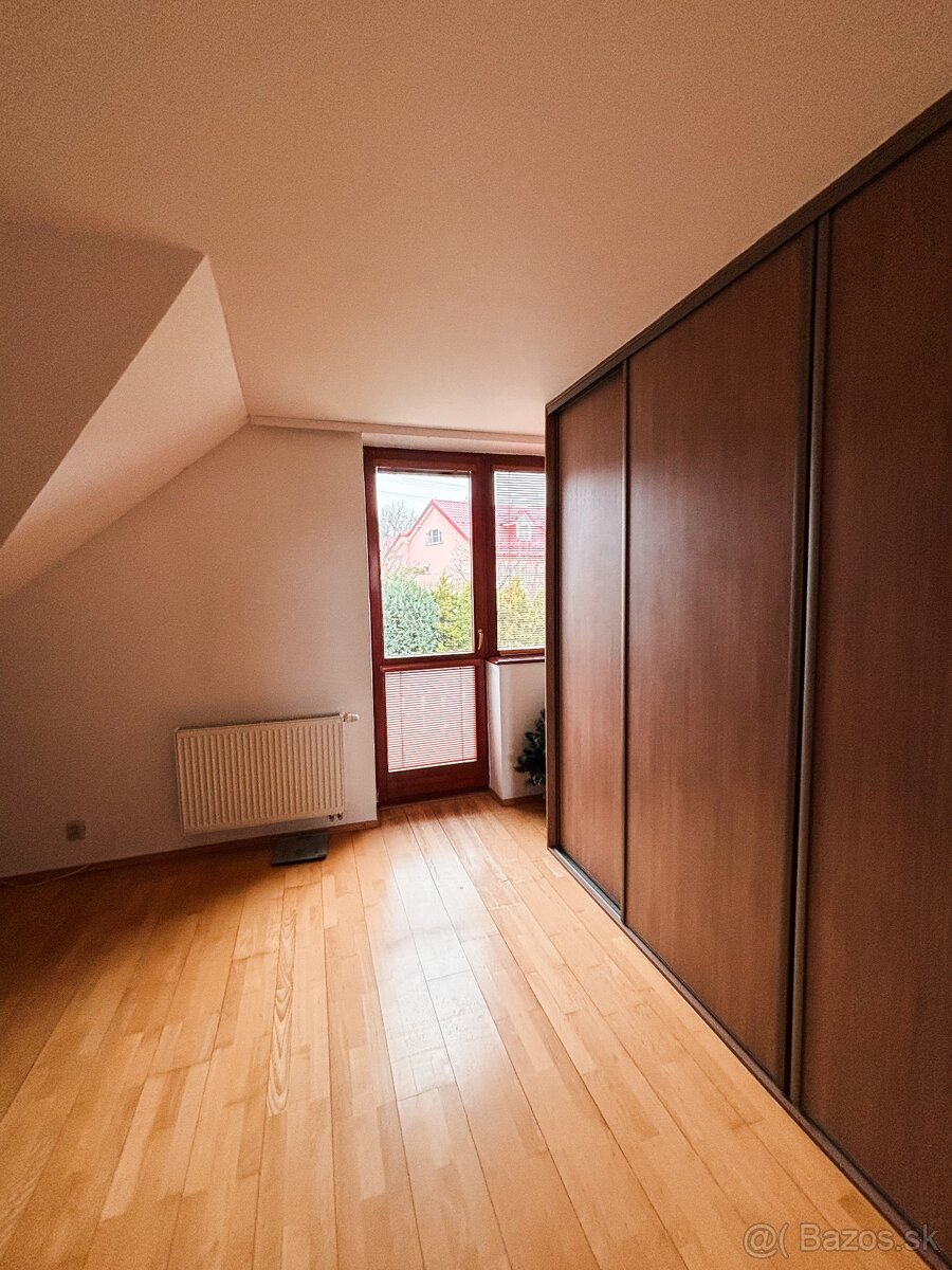 Rodinný dom s krásnym pozemkom v Prešove, Solivar - 12