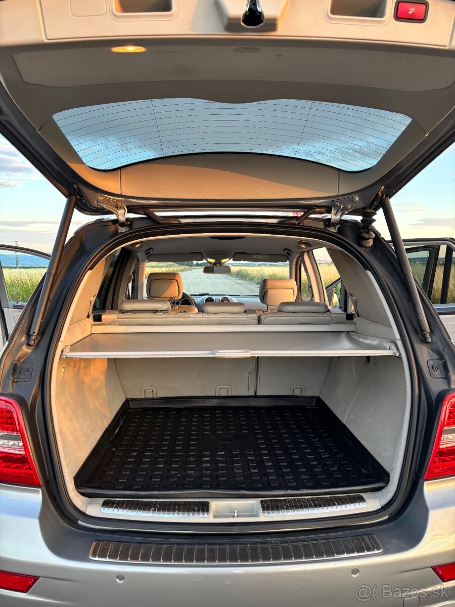 Mercedes ML 300 CDI - 12