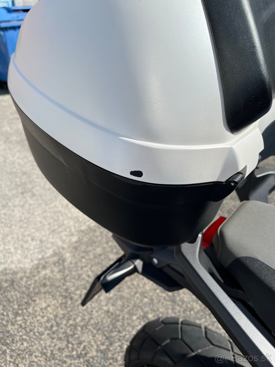 Honda X-ADV 750 - 12