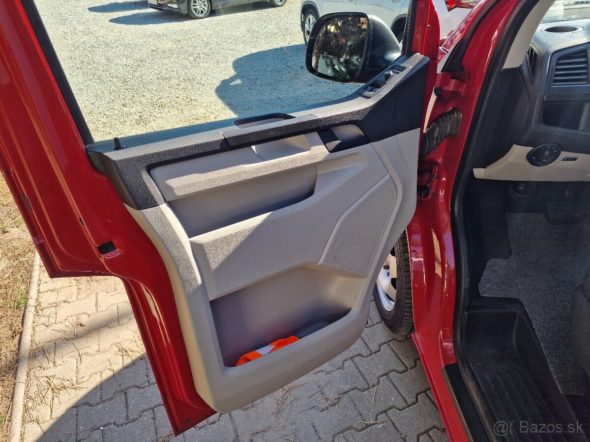 Volkswagen Caravelle 2.0 TDi 150k 4x4 DSG7 9-miest. (s DPH) - 12