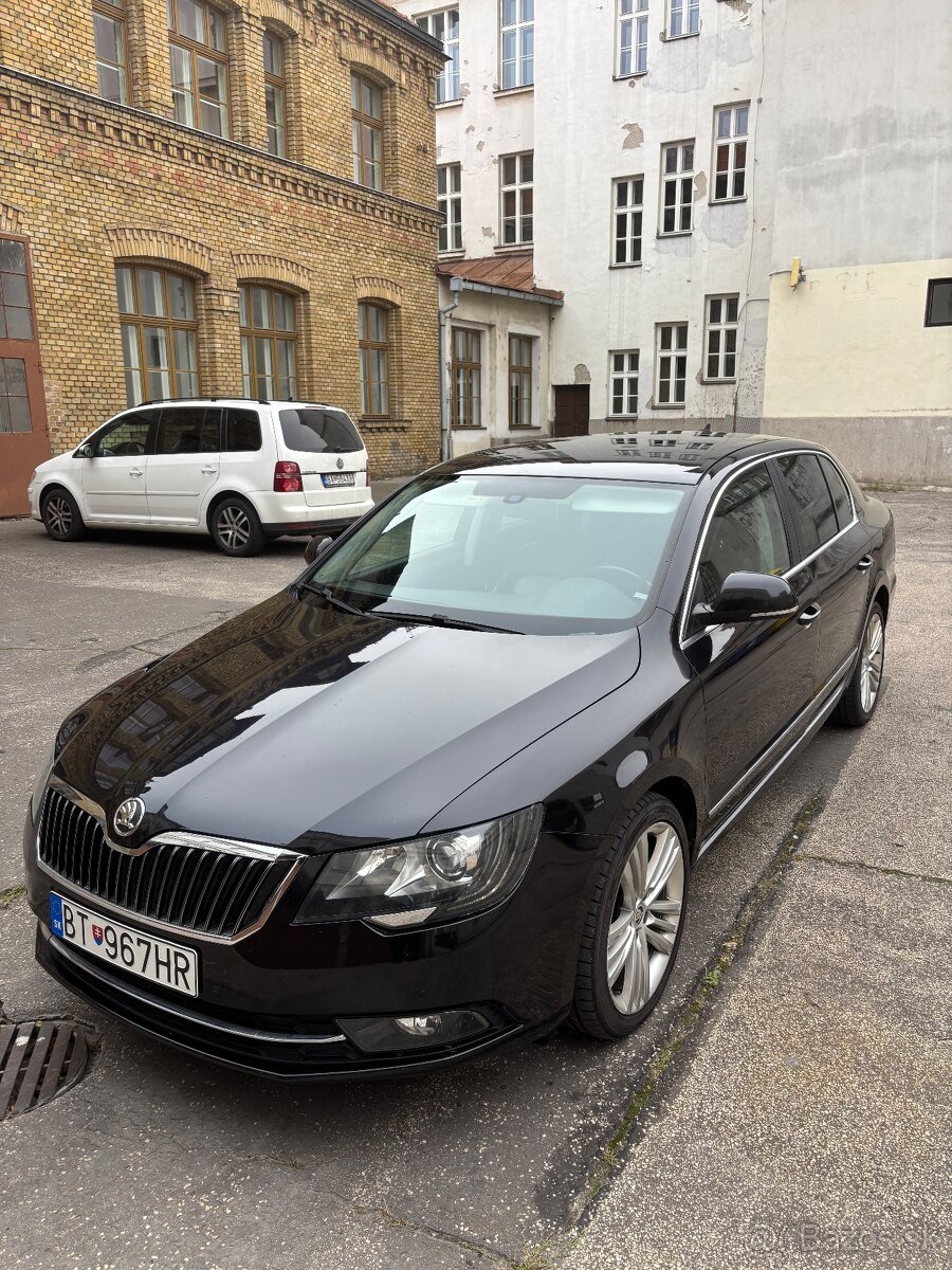 Predám Škoda Superb 2 facelift 2.0TDI 103kW - 12