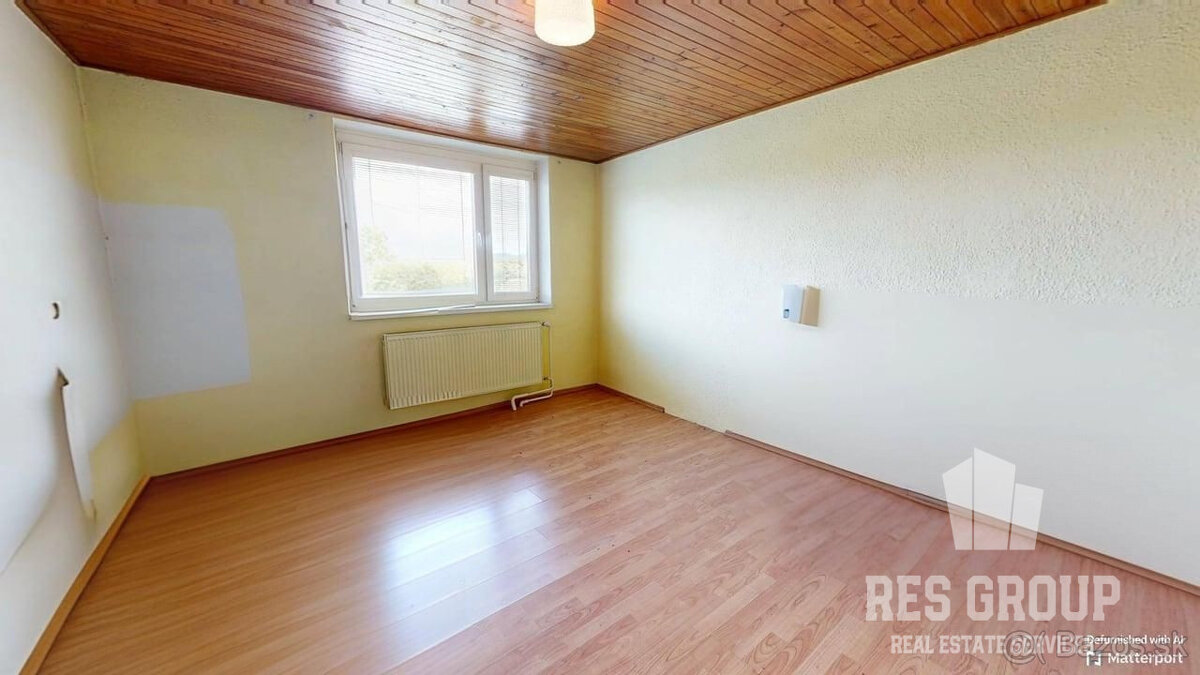 Na predaj, rodinný dom so 7 izbami, 1573 m2 Pozemok, Dubové - 12