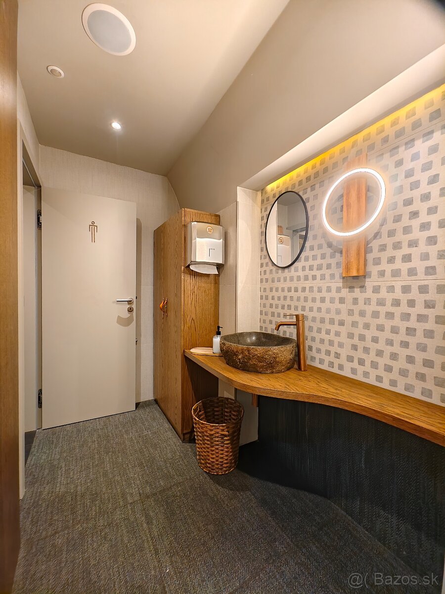 Luxusná kaviareň na HLAVNEJ ulici v Košiciach - 12