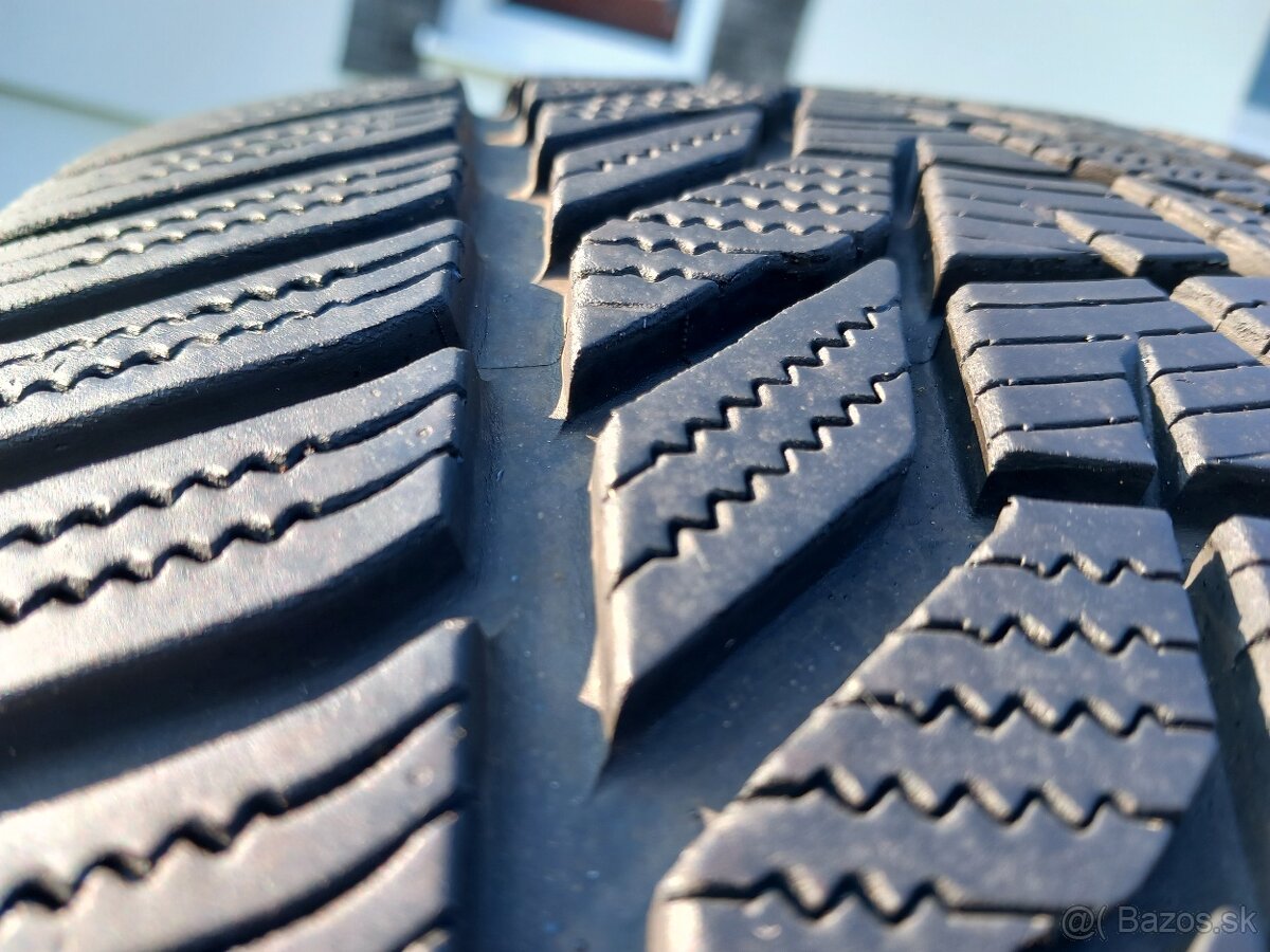 245/45 r17 zimne pneumatiky - 12