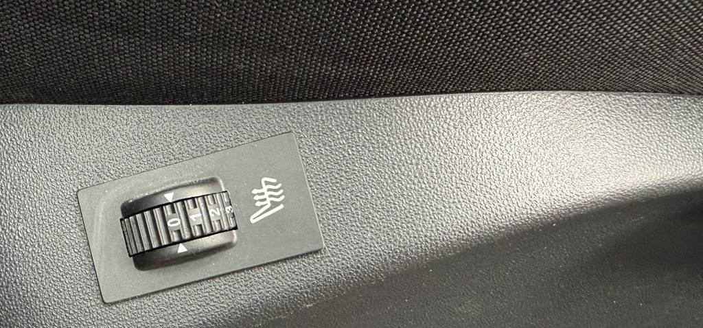 Peugeot 208 1.2 PureTech Allure - 12