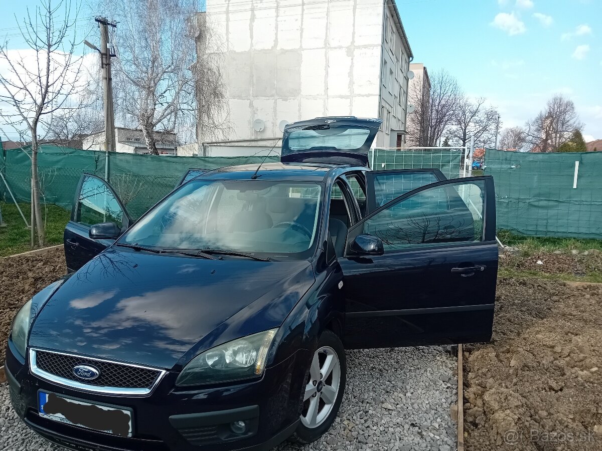 Ford Focus Combi 2006 - 12