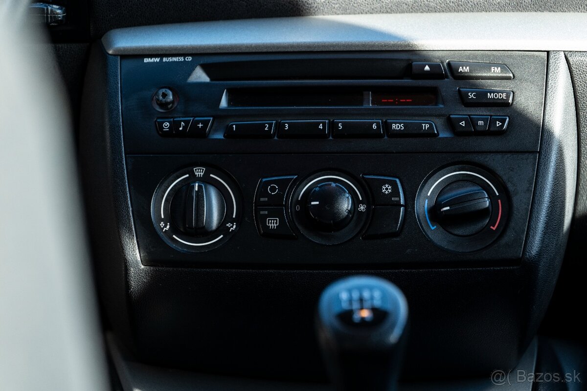 BMW 116 85kW 2005 benzin - 12