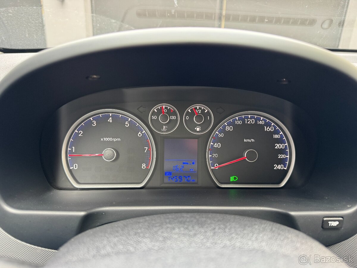 HYUNDAI i30, HATCHBACK, 1,6i, BENZÍN, MANUÁL, 145 970 KM - 12