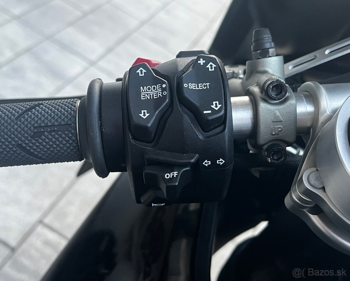 Ducati Panigale V4 top - 12