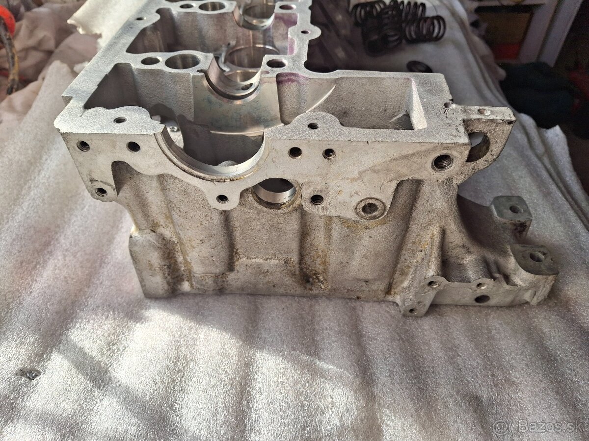 Hlava valcov mercedes om602.980 - 12