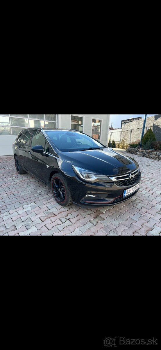 Opel astra sports tourer+ - 12