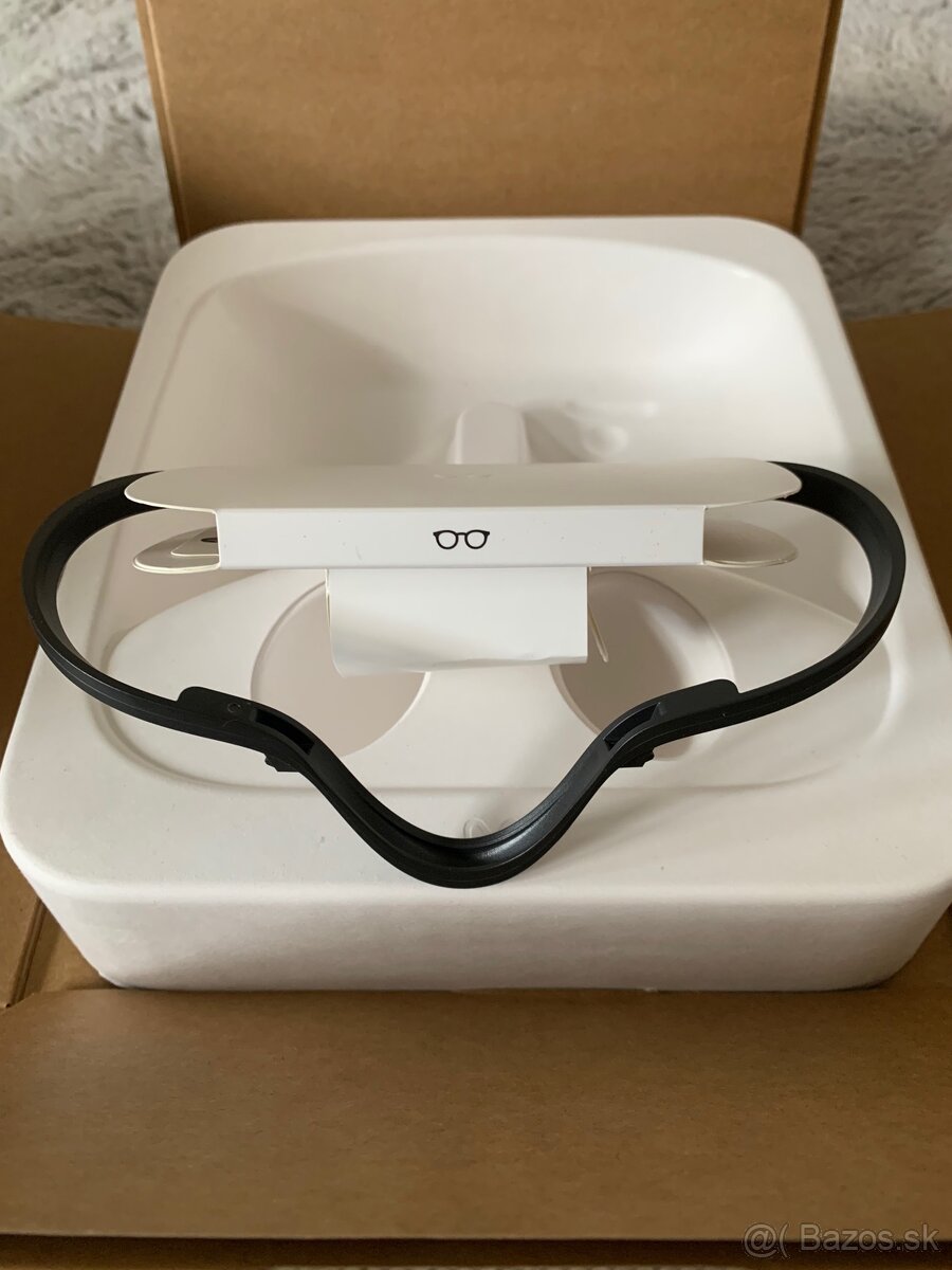 Predám Meta Quest 3S 128GB - takmer nový - 12