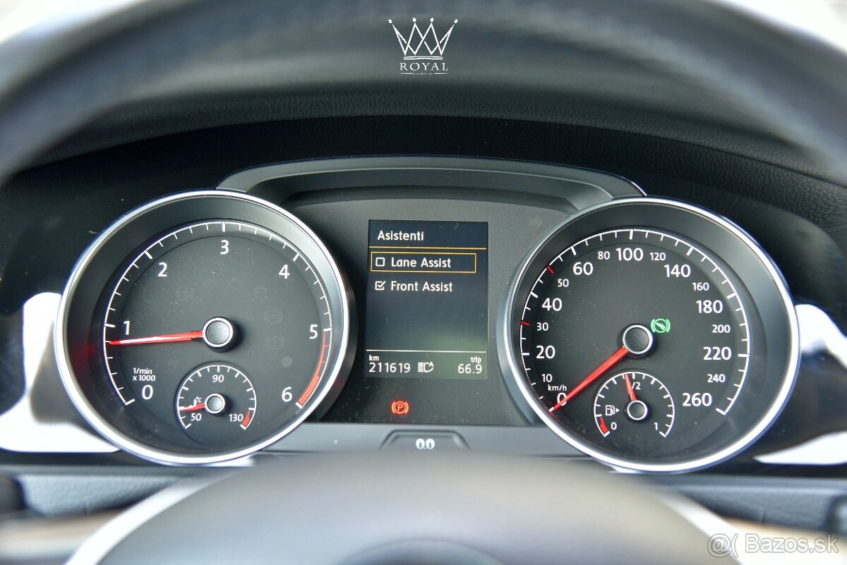 Volkswagen Golf Variant 2.0TDI Highline WEBASTO Keyles - 12