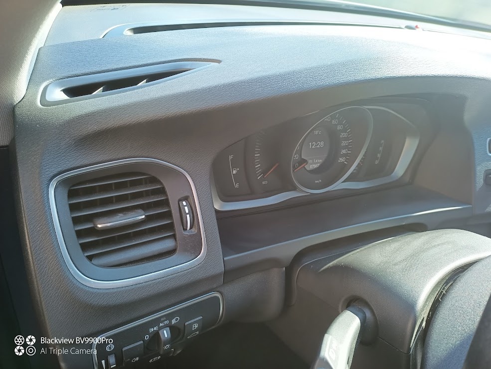 Volvo S60, 2,0 D3 ( 110KW) - 12