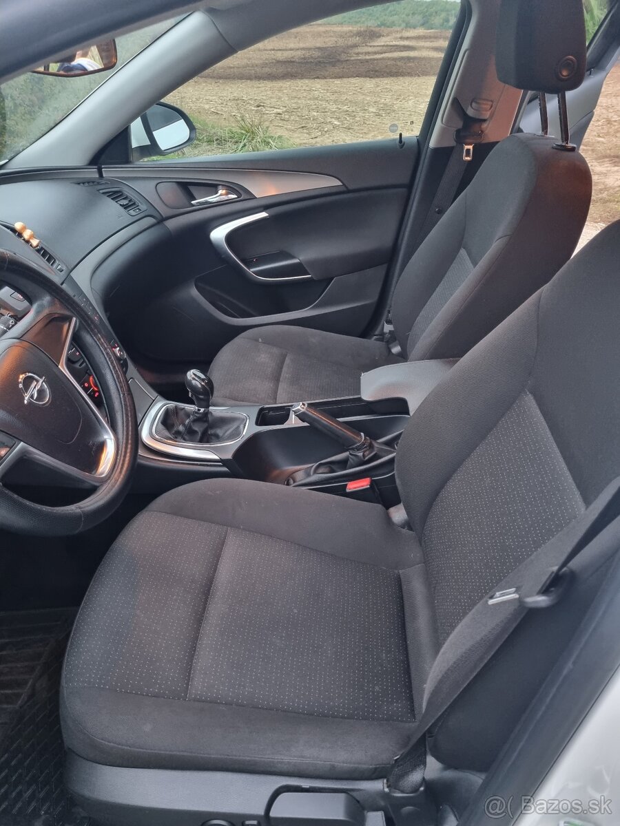 Opel insignia 2.0 tdi - 12
