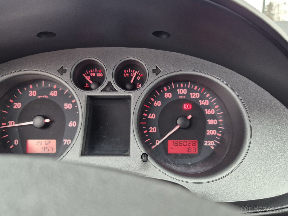 Seat Cordoba 1.4 16v - 12