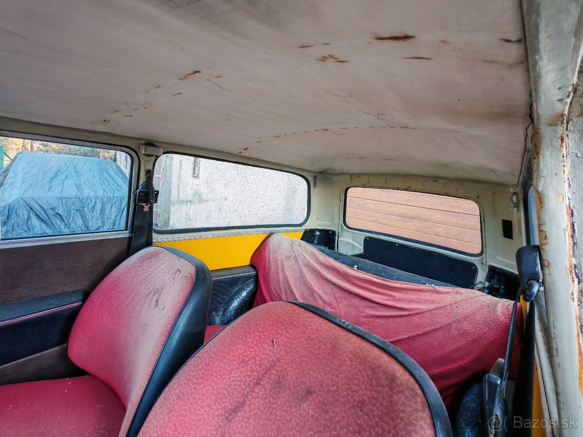 Trabant P50 kombi - 12