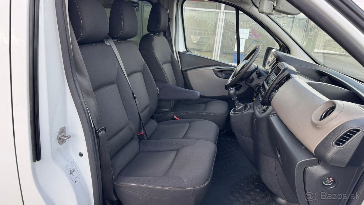 Renault Trafic SpaceClass 1.6 dCi 125 L2H1 - 12